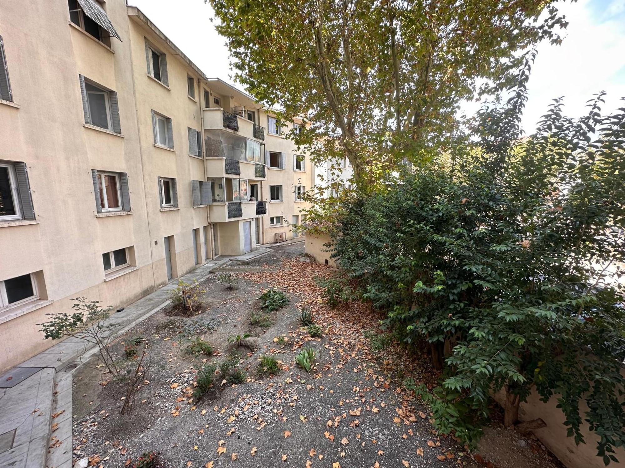 Chambres Dans Grand Appartement - Centre-Ville Montpellier Exterior photo